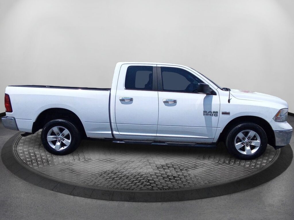 2018 Ram 1500 SLT