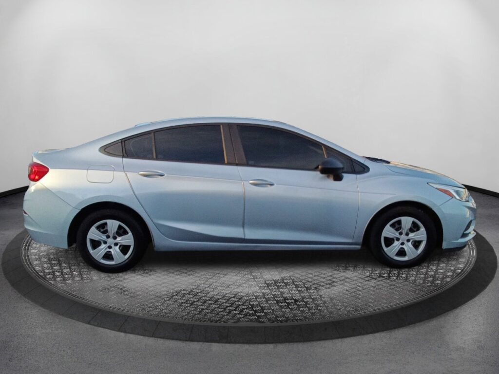 2018 Chevrolet Cruze LS