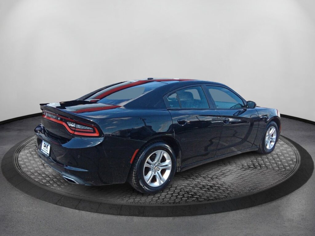 2017 Dodge Charger SE