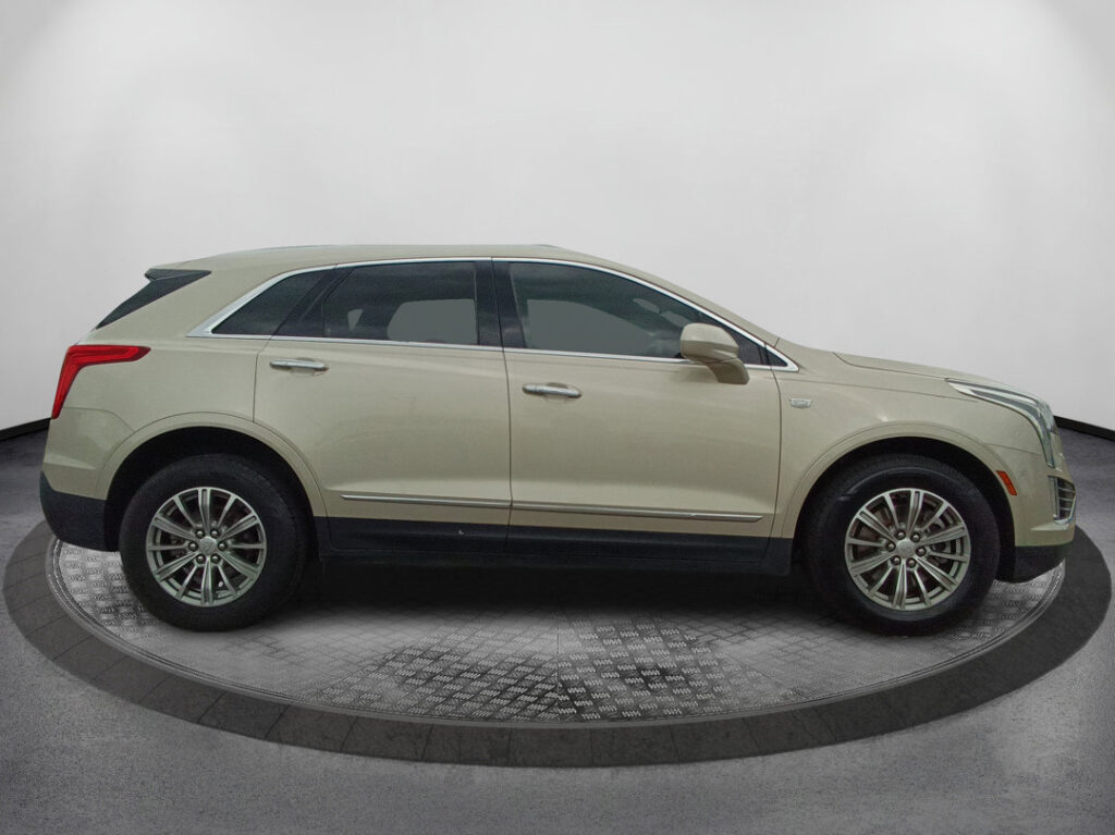 2017 Cadillac XT5 Luxury FWD