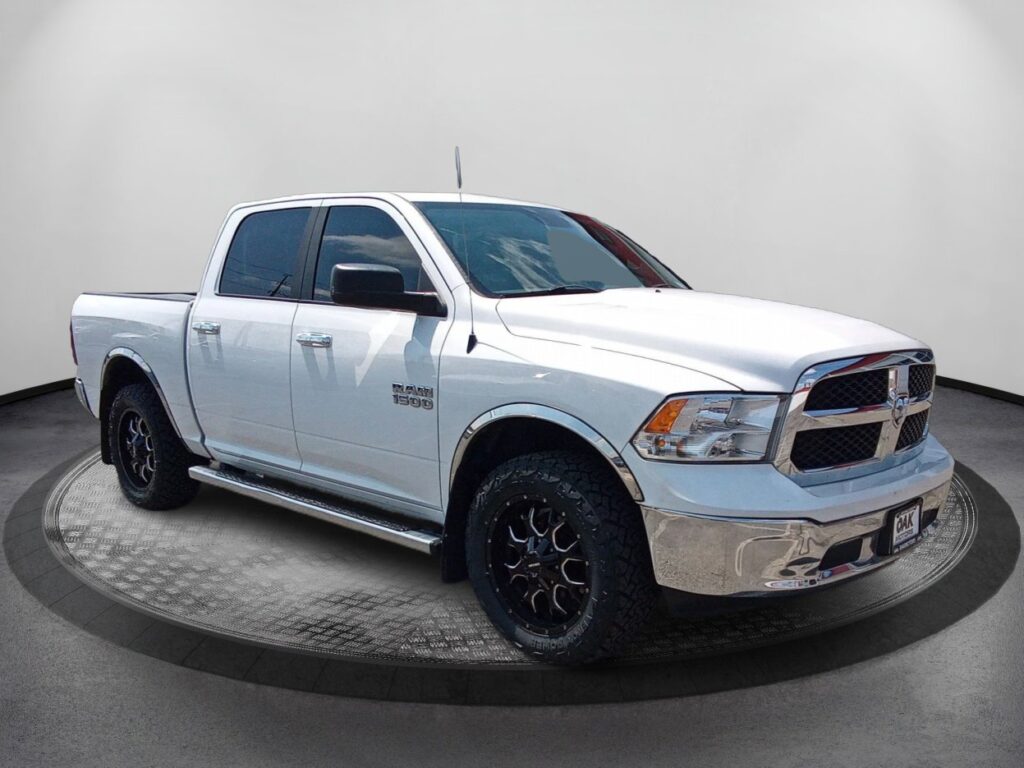 2017 Ram 1500 SLT