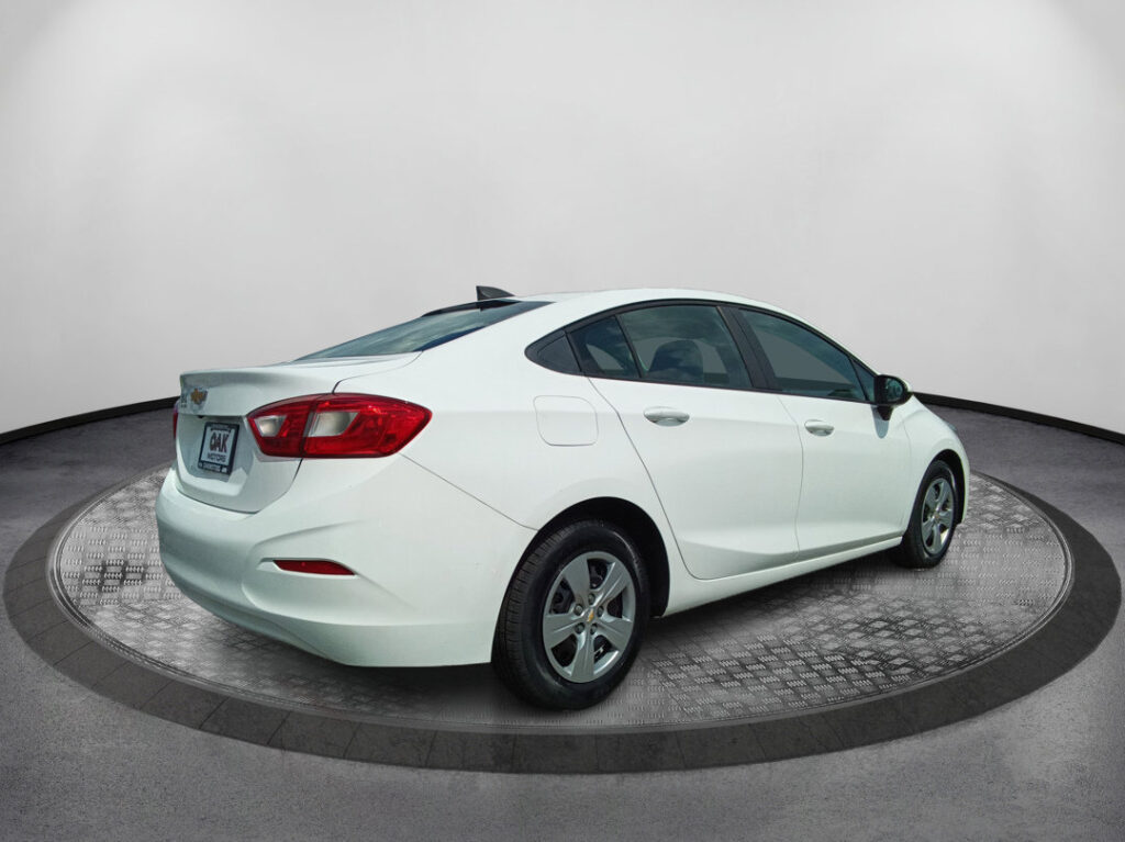 2018 Chevrolet Cruze LS