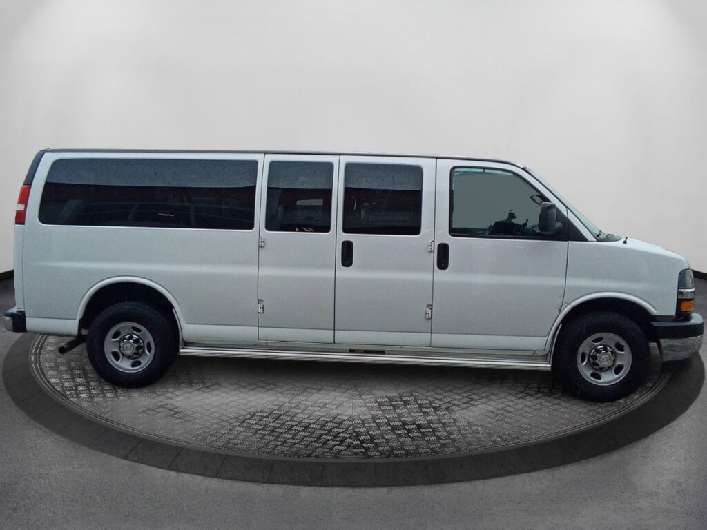 2020 Chevrolet Express Passenger LT