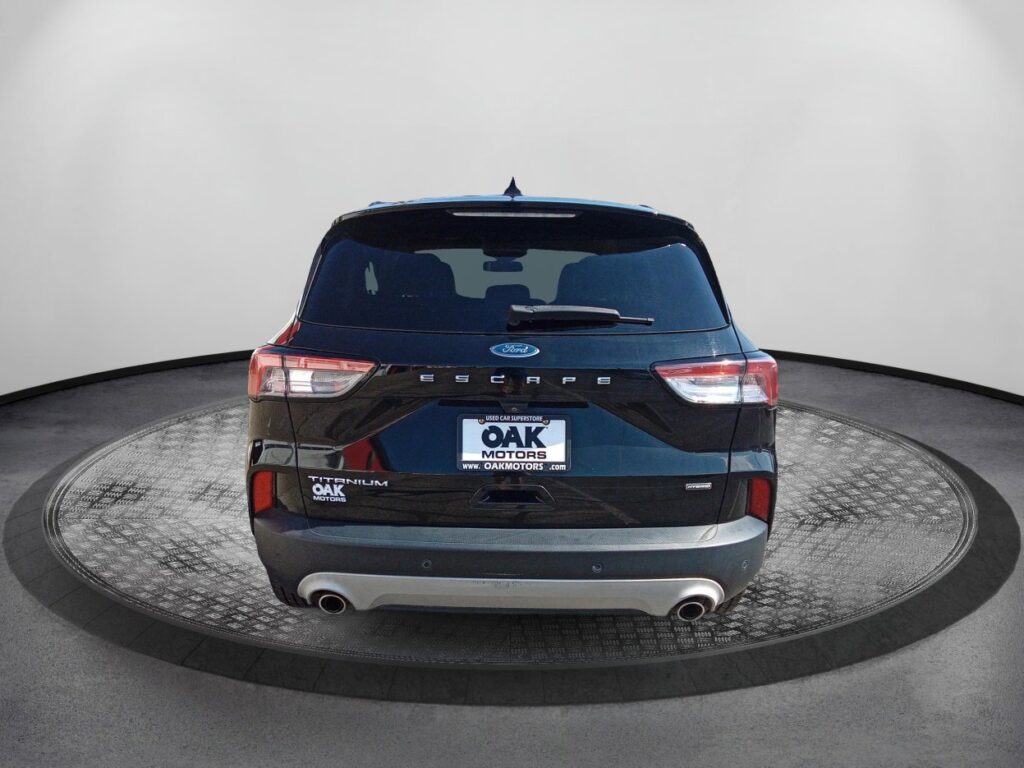 2020 Ford Escape Titanium Hybrid