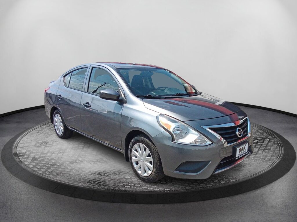 2017 Nissan Versa Sedan S Plus