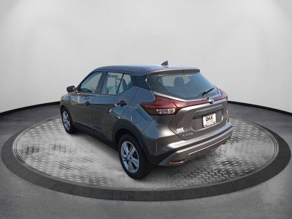2021 Nissan Kicks S