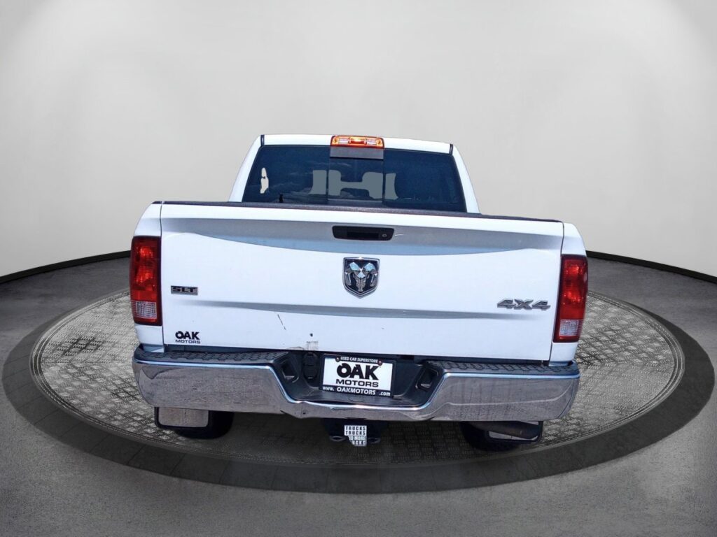 2017 Ram 1500 SLT