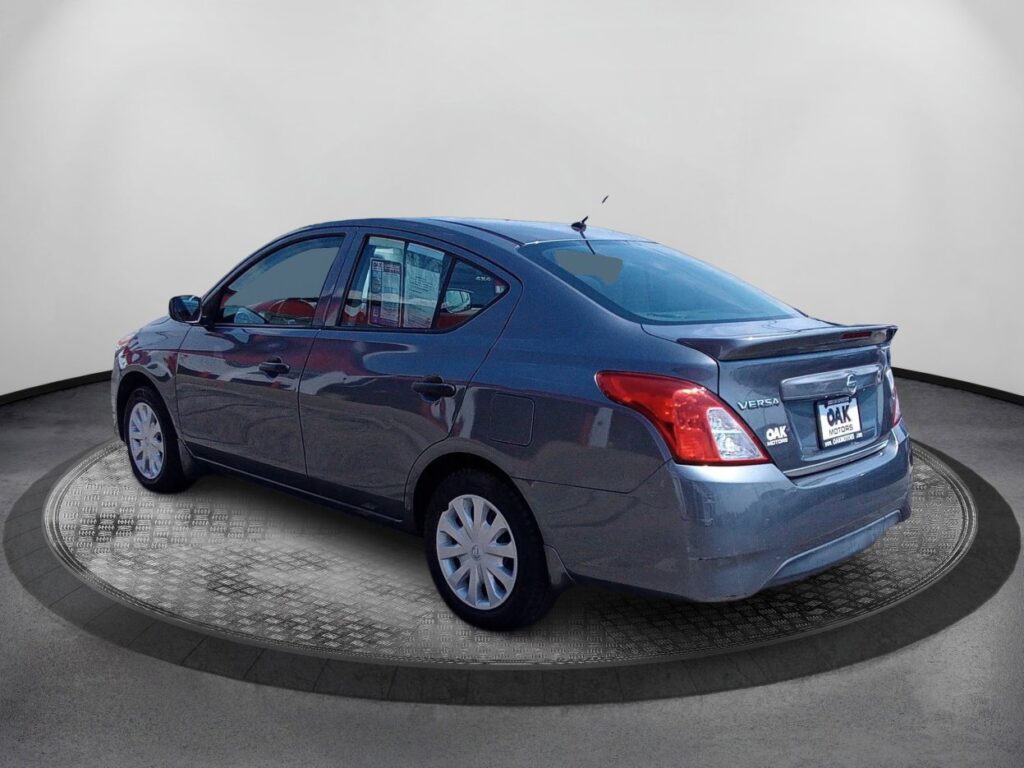 2017 Nissan Versa Sedan S Plus
